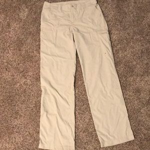Columbia PFG women’s Nylon rollup pants sz 8